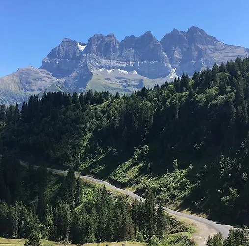 Champoussin Lodge 3* シャンプーサン