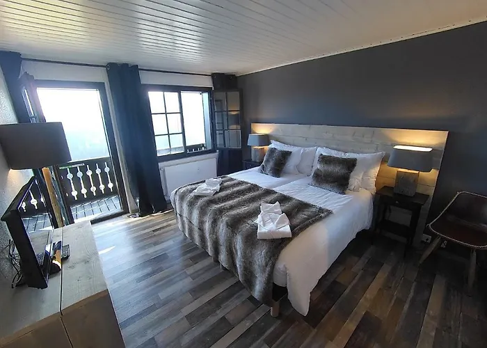 ホテル Champoussin Lodge