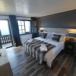 Hotel Champoussin Lodge
